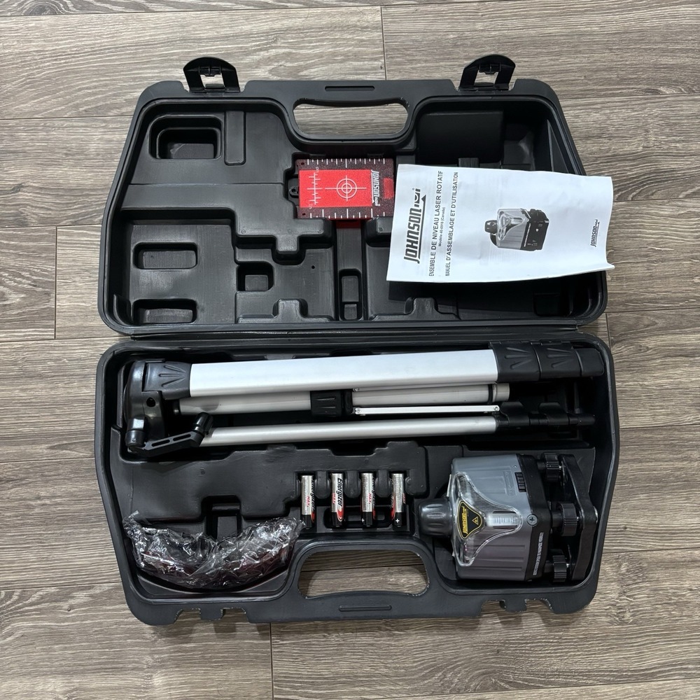 Johnson 40-0918 Manual-Leveling Rotary Laser Level With Manual & New Batteries